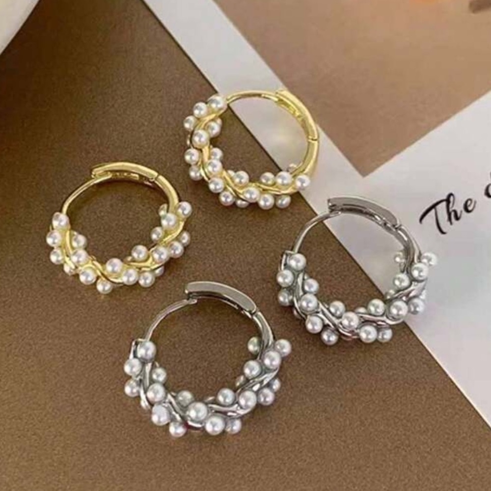 Elegant Gold Plated Hoop Earrings with Pearl Inlays - Picture 6 of 9